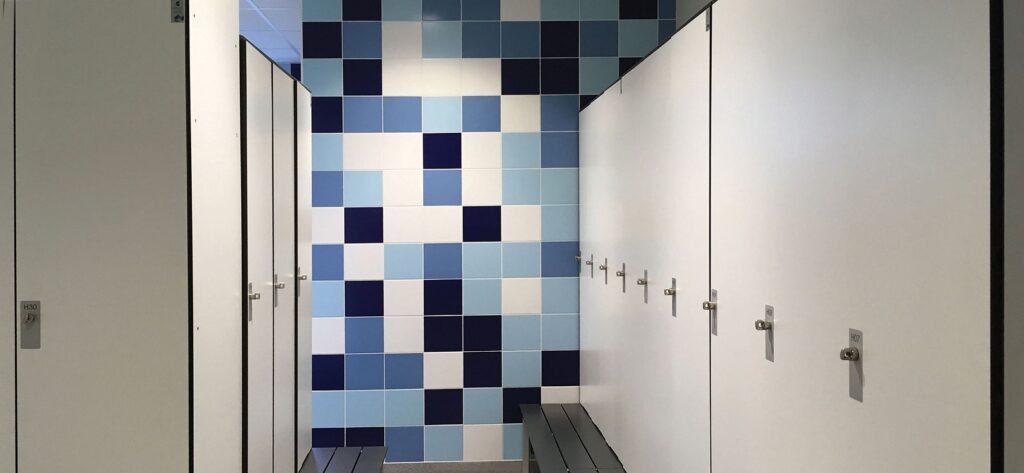 Lockers met cilinderslot voor een industriële productielocatie in Gent